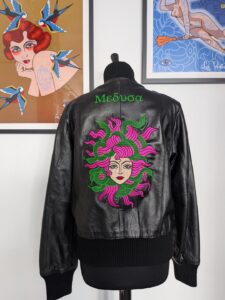 La veste tatouée broderie personnalisée rennes